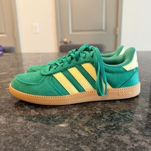 Adidas Breaknet Sleek Sneaker Size 6 Green